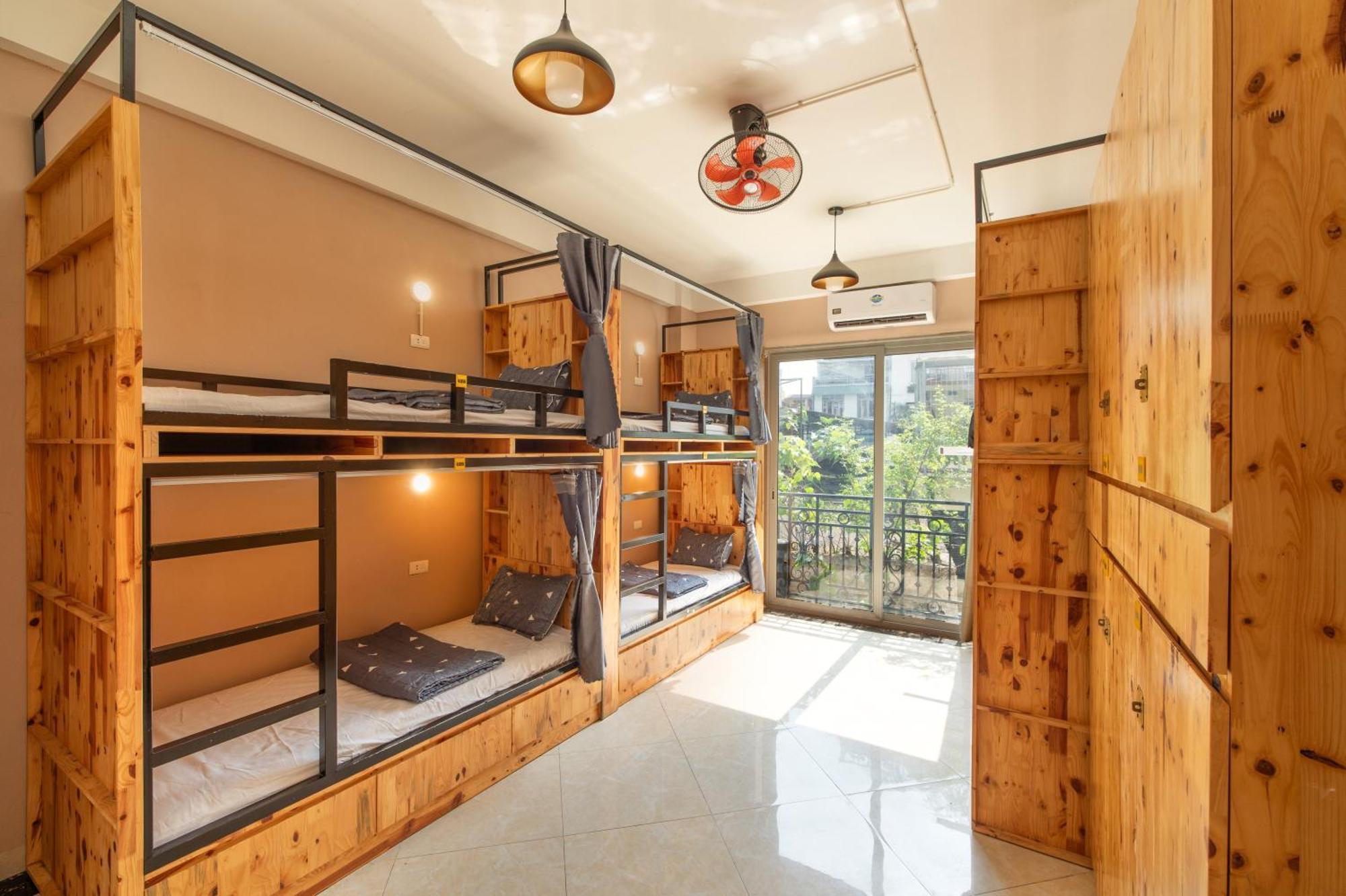 Giường Trong Phòng Ngủ Tập Thể Nữ 6 Giường